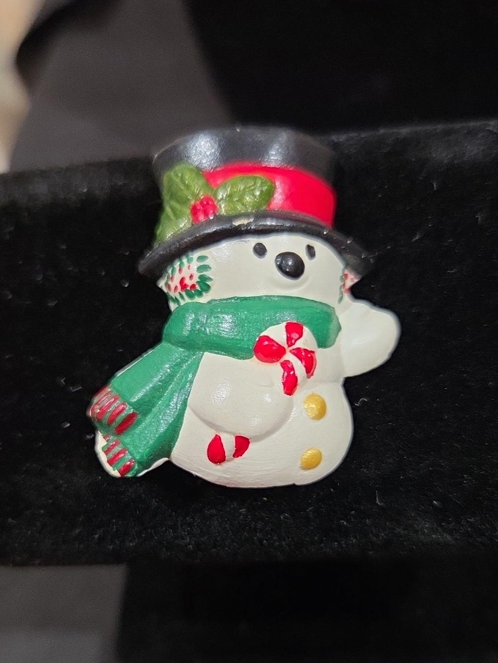 VINTAGE SNOWMAN BROOCH